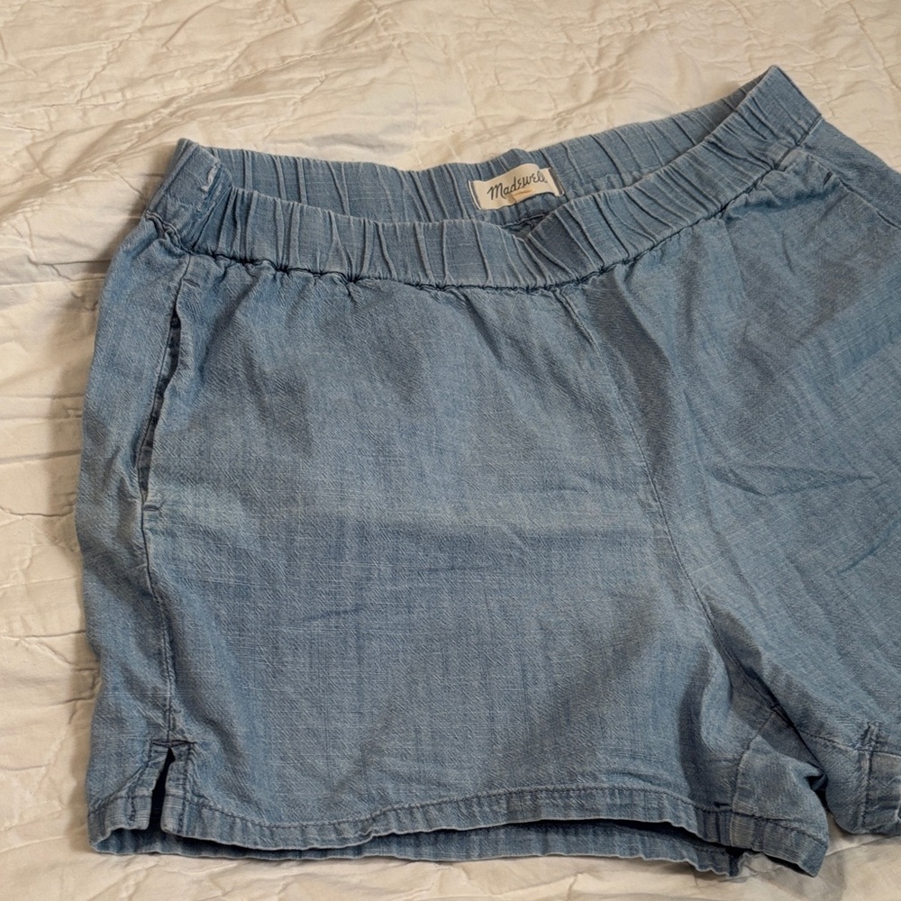 Madewell Women's Soft Blue Jean Shorts - Picture 2 of 3